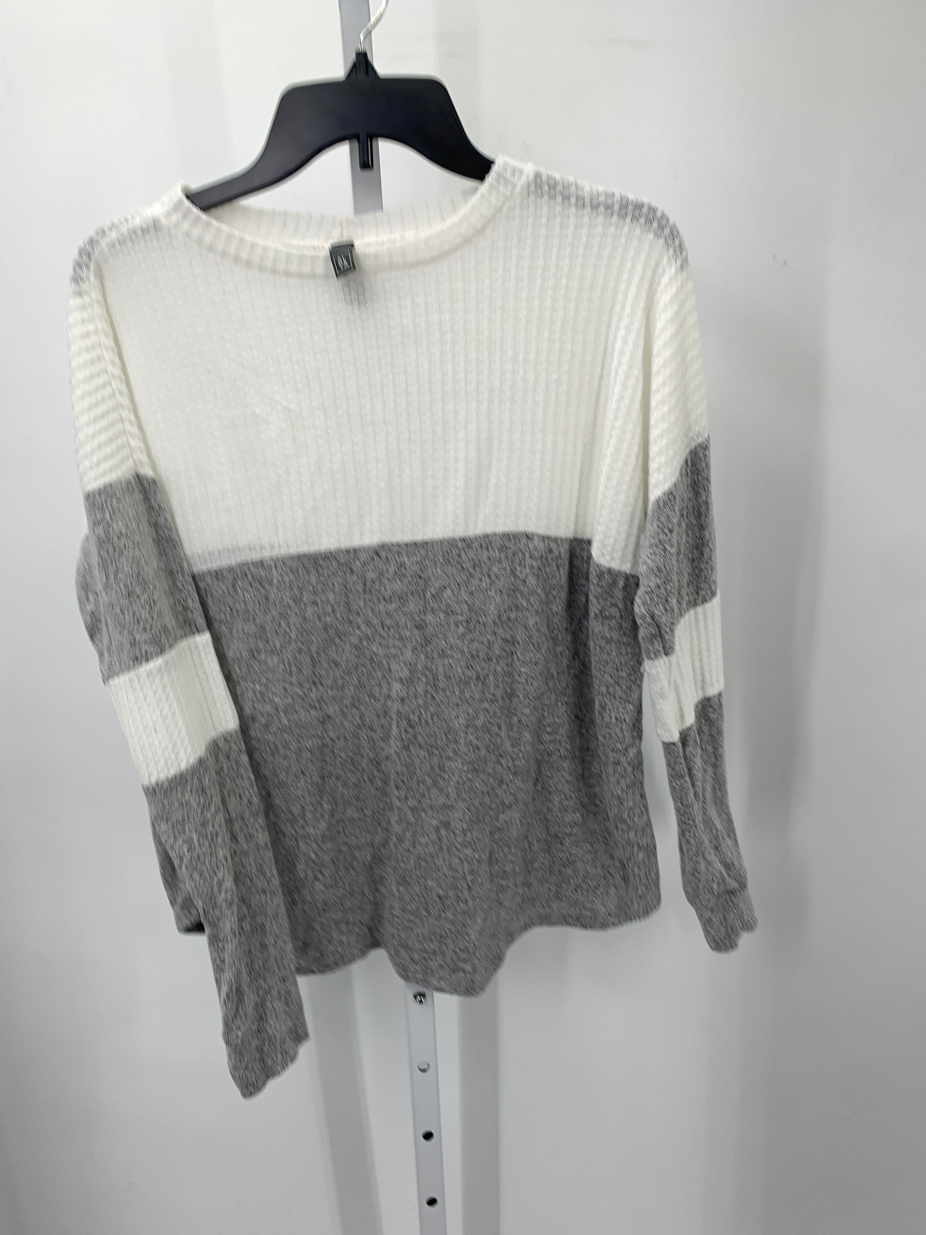 Alya Size Small Misses Long Sleeve Shirt