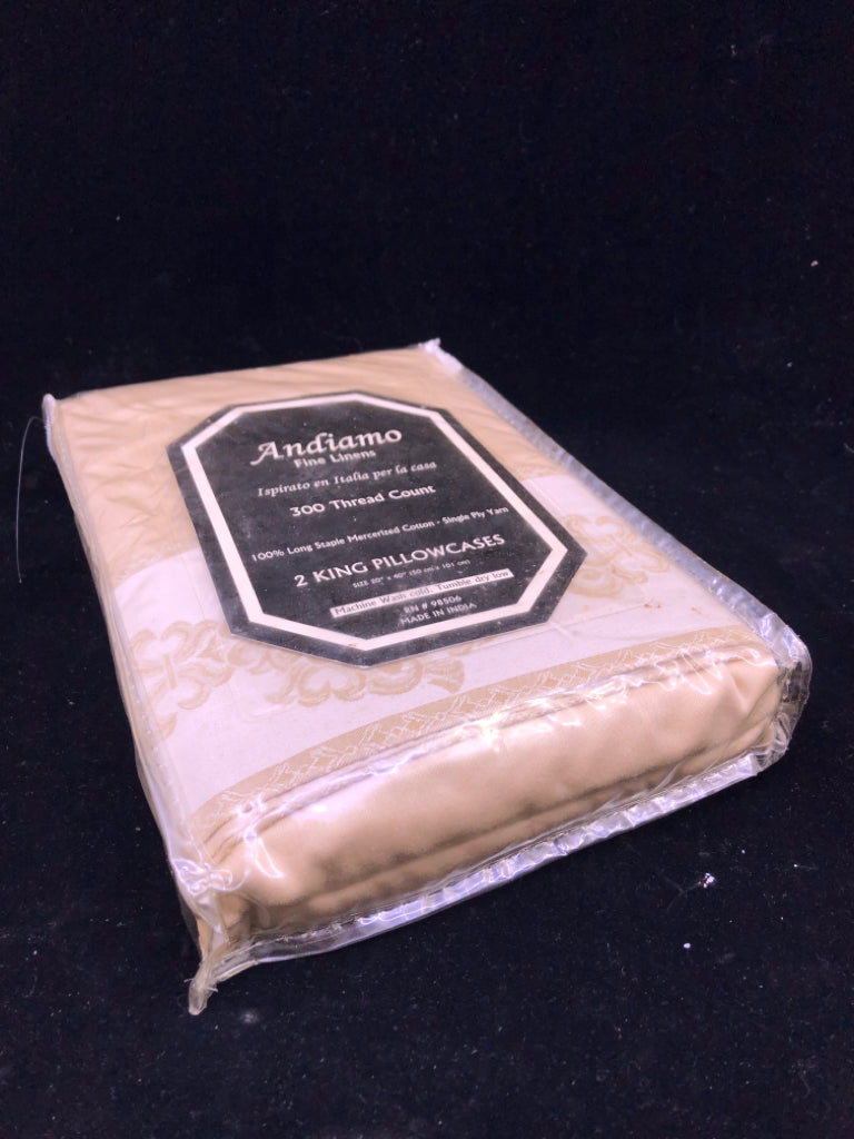NIP ANDIAMO CREAM W TAN KING PILLOW CASES.