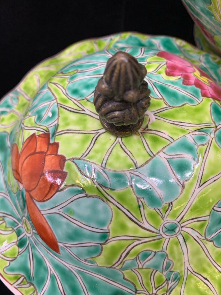 FLORAL PAINTED CERAMIC URN.