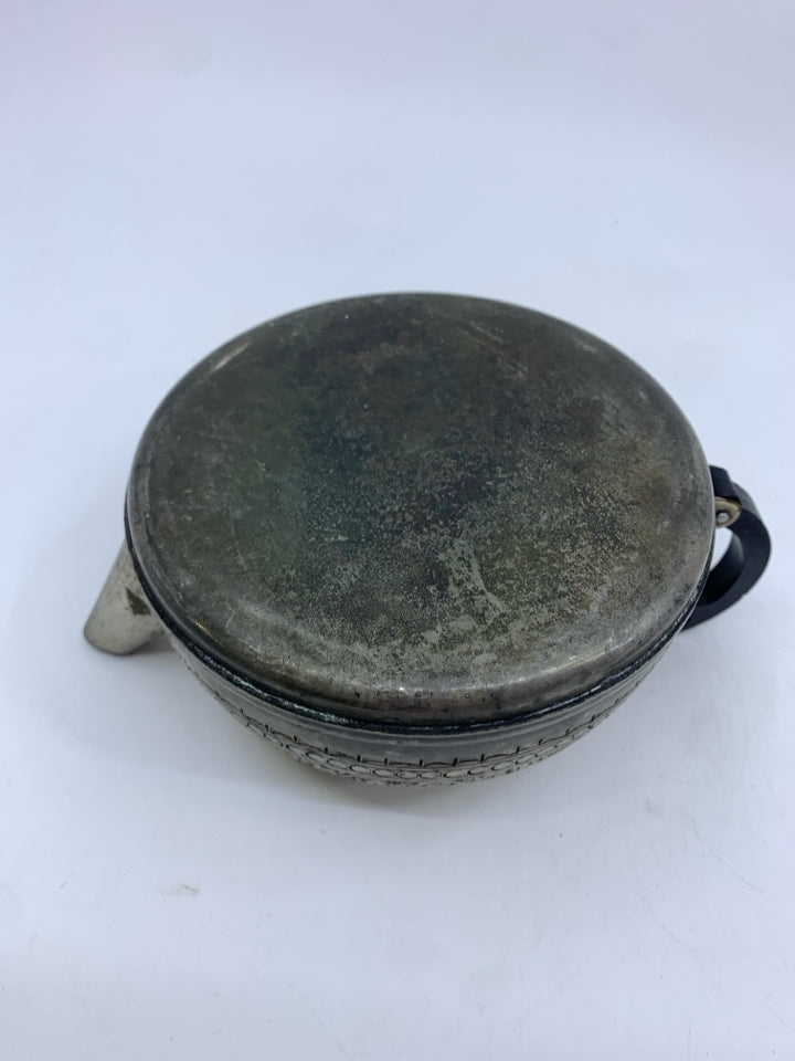EMBOSSED FLORAL HANDMADE TEAPOT.
