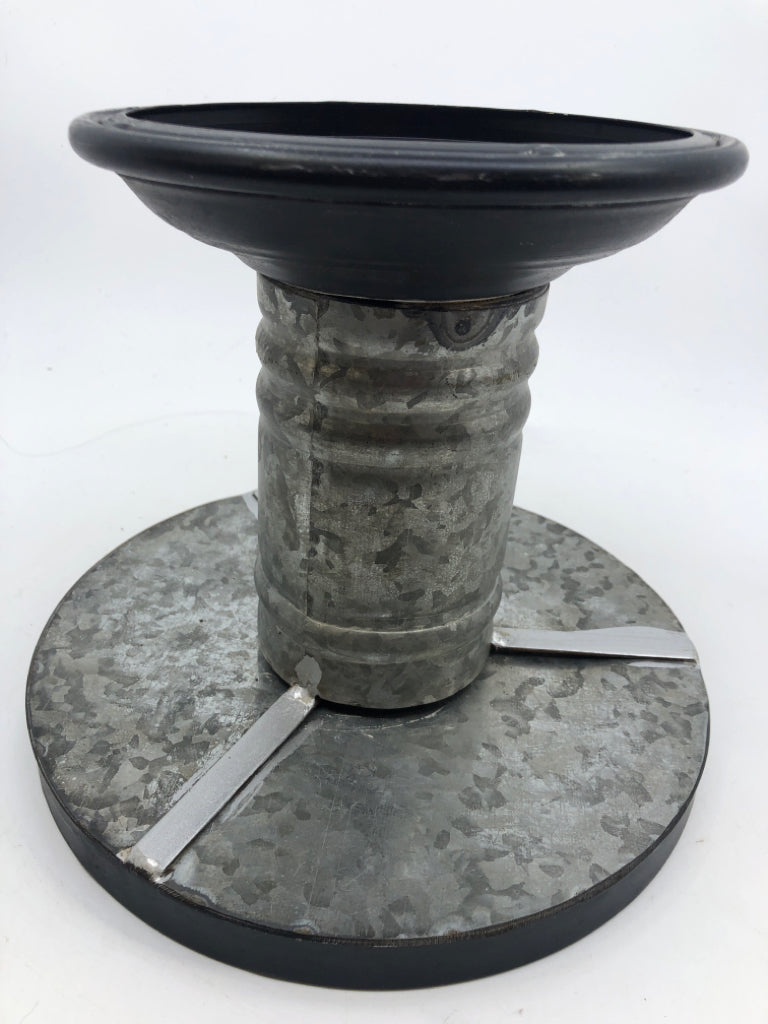 GALVANIZED W/BLACK FOOTED STAND.