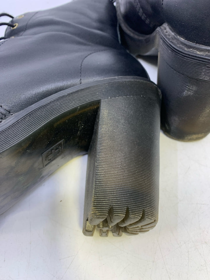 Dr. Martens L Shoe Size 10 Boots