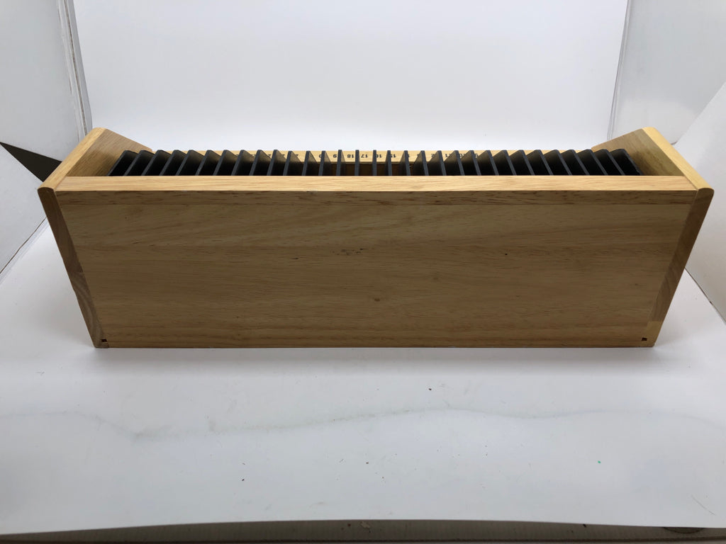 MONTHLY BILL ORGANIZER.