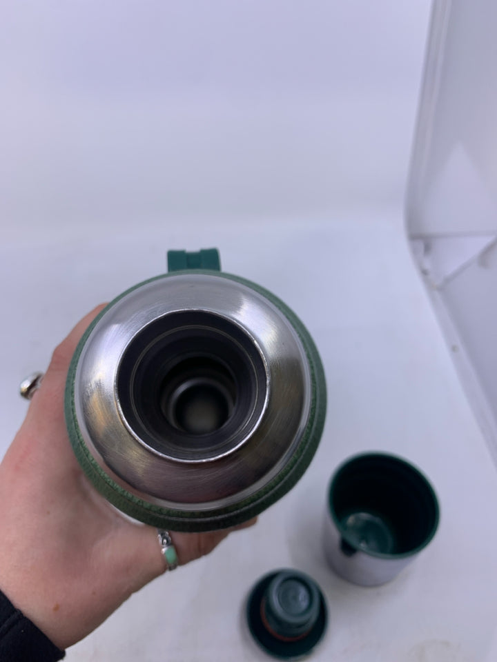 VTG ALDDIN INSULATED THERMOS.