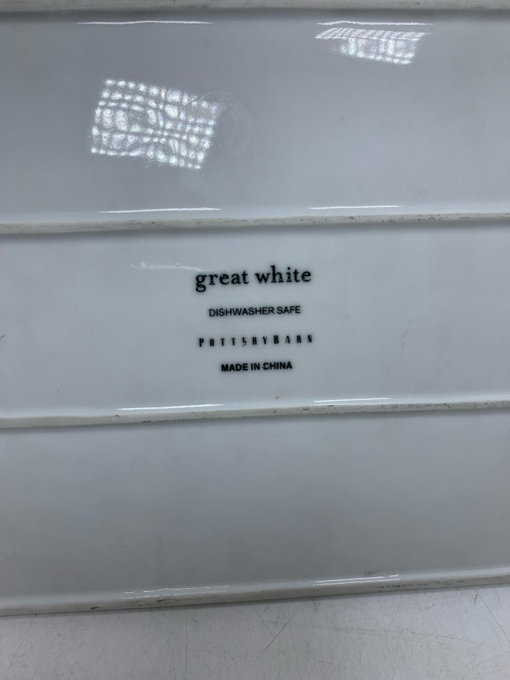 HEAVY CERAMIC TRAY GREAT WHITE PATTERN.