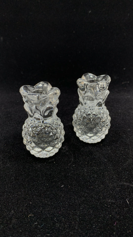 2 SM GLASS PINEAPPLE TAPER HOLDERS.