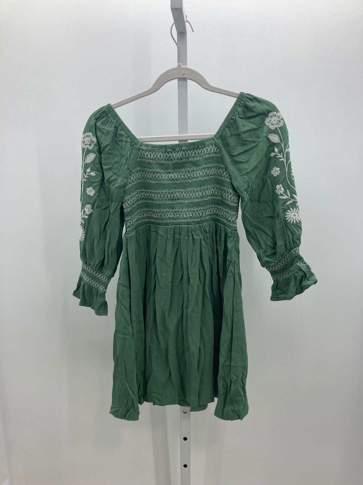 Size 8-10 Girls Long Sleeve Dress