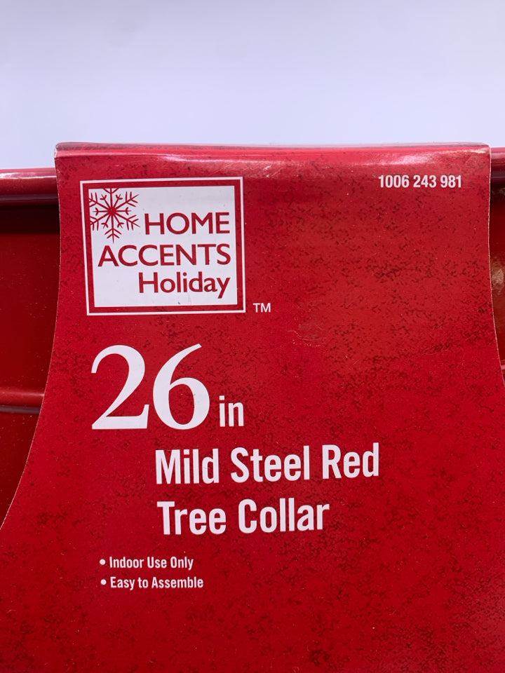 NIP RED METAL TREE COLLAR.