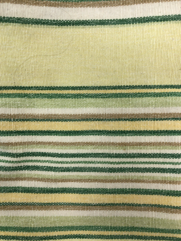 GREEN/YELLOW STRIPE TABLE RUNNER W/TASSELS.