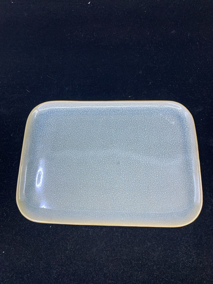 BLOOMINGVILLE LIGHT BLUE SPECKLED STONEWARE TRAY.