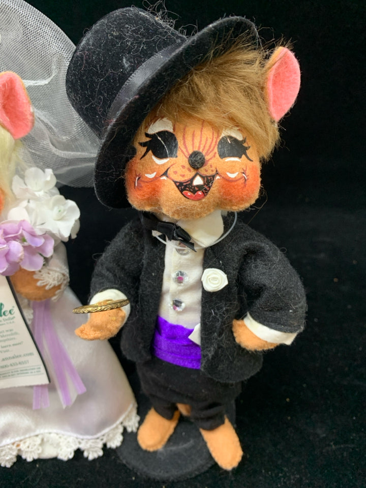 ANNALEE BRIDE & GROOM.