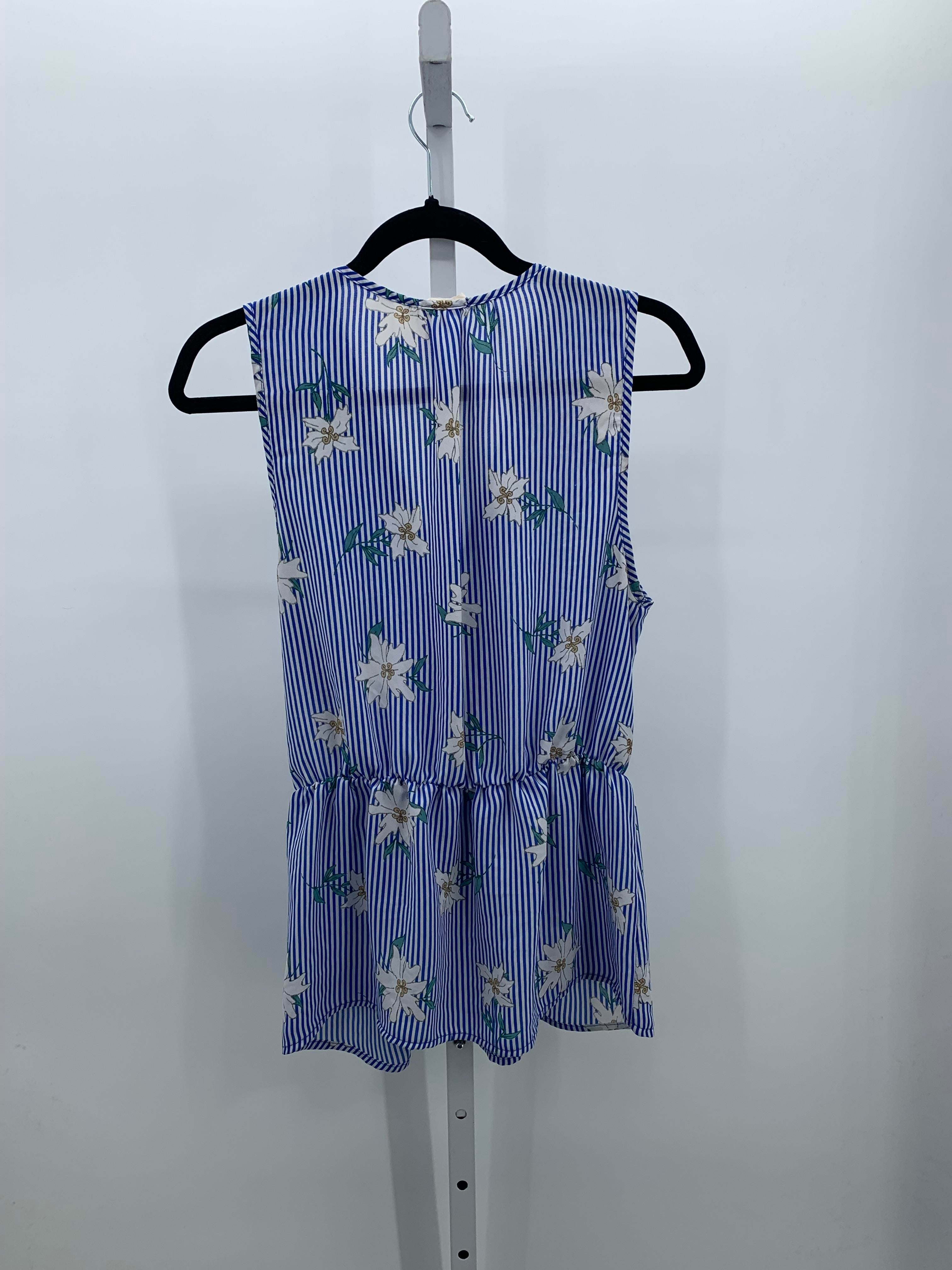 Size Large Juniors Sleeveless Shirt