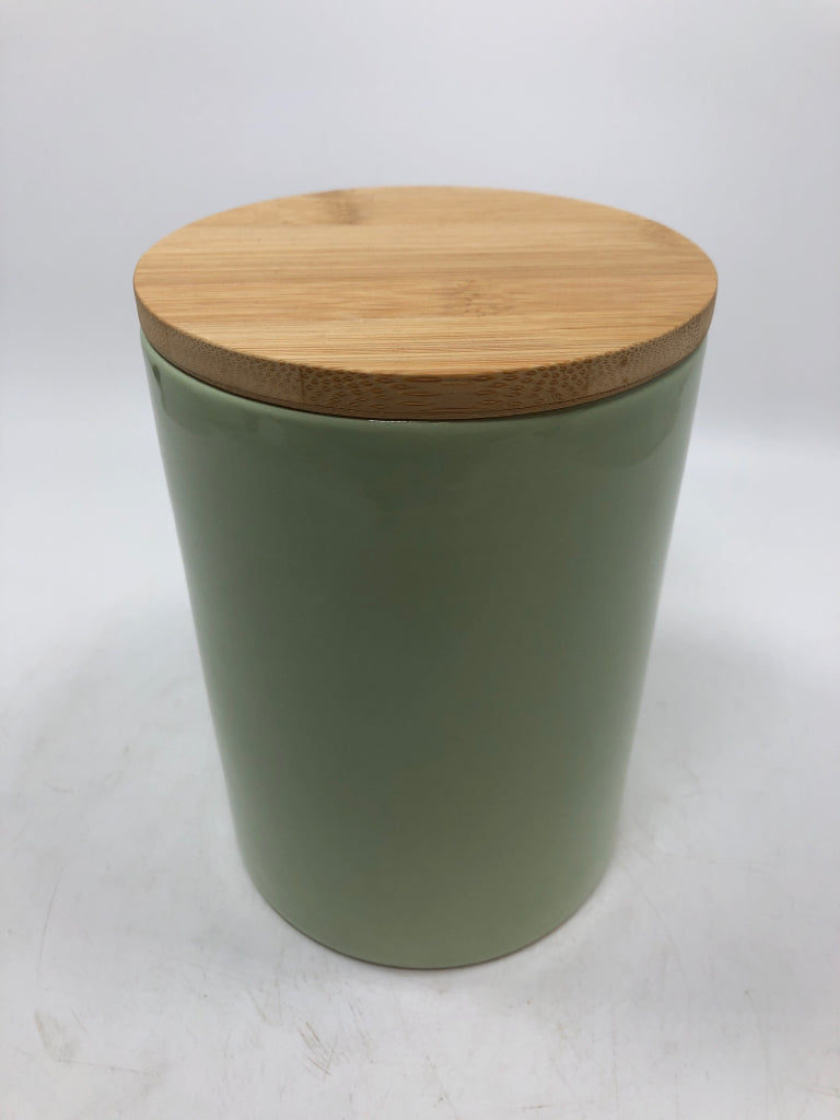 "HOME SWEET FARMHOUSE" CANISTER.