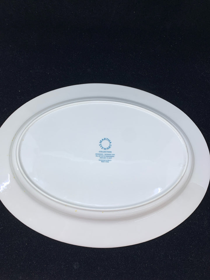 12PC WHITE/BLACK FLOWERS DINNER SVC FOR 4.