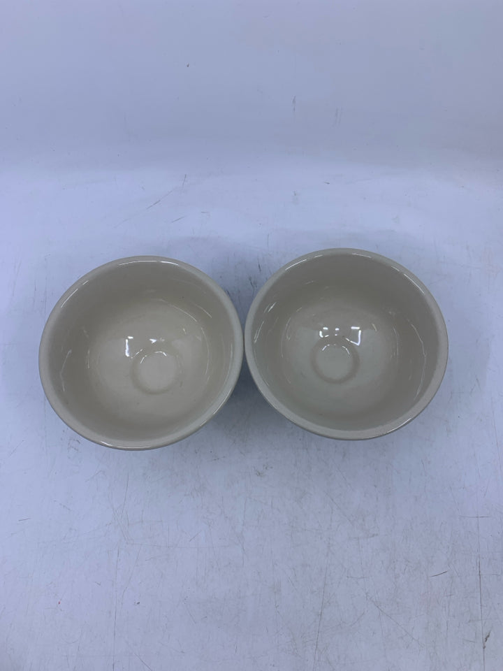 2 FOOTED SUNDAE CUPS W/ GREEN DETAILS/ CLOVERS.