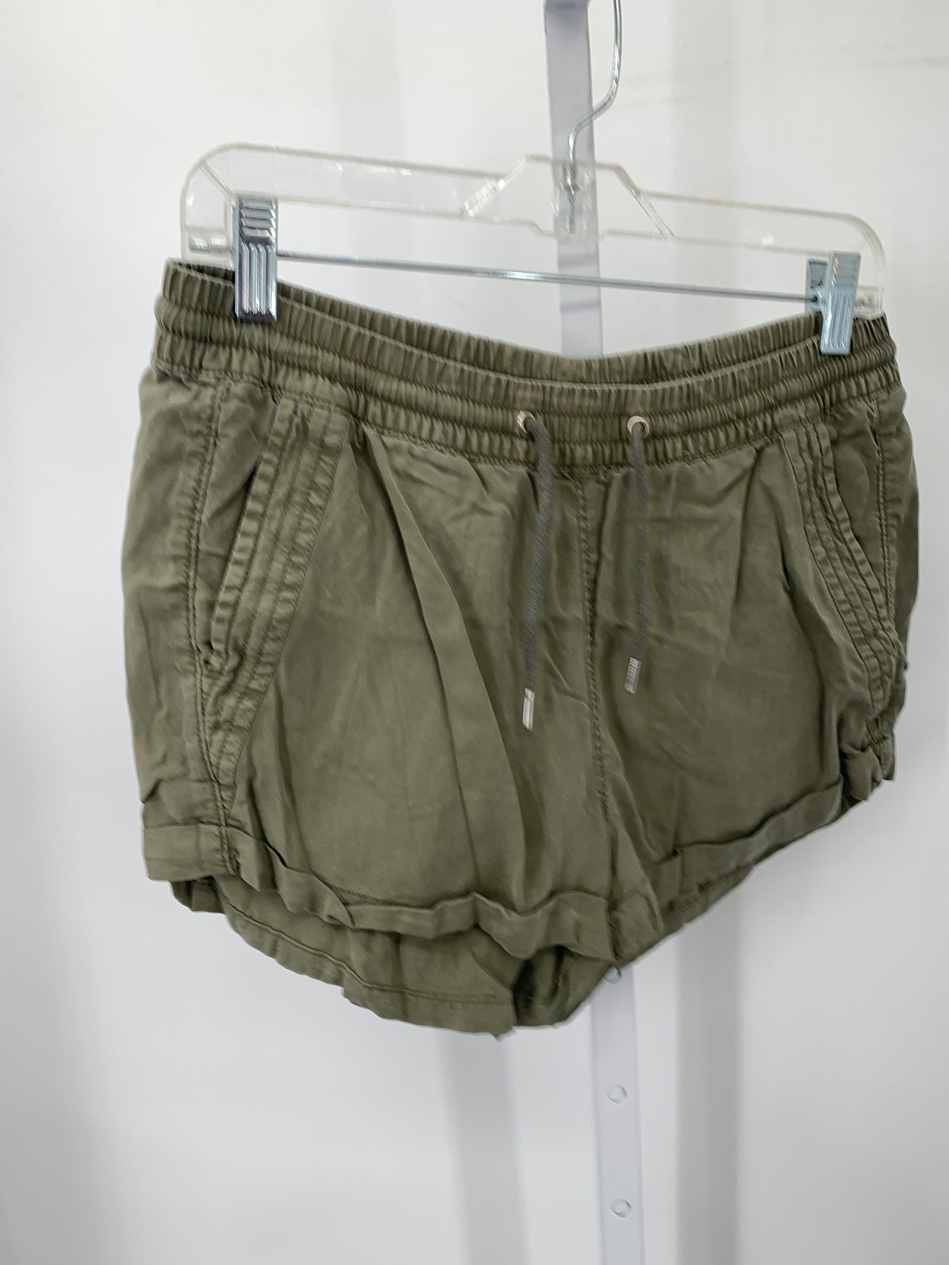 Divided Size 8 Juniors Shorts
