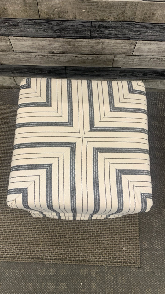 CHARCOAL STRIPED OTTOMAN CUBE.
