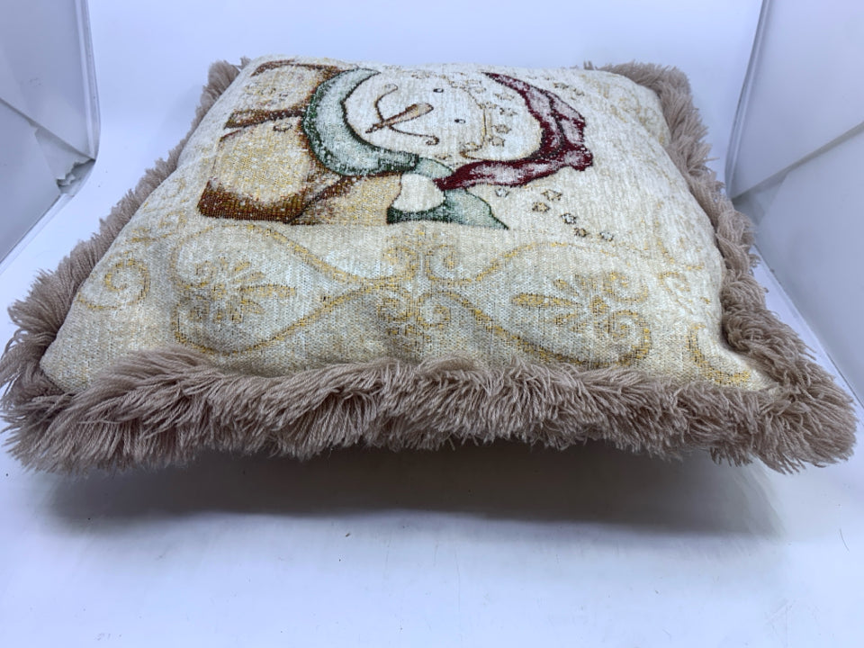 TAN SNOWMAN ACCENT PILLOW.