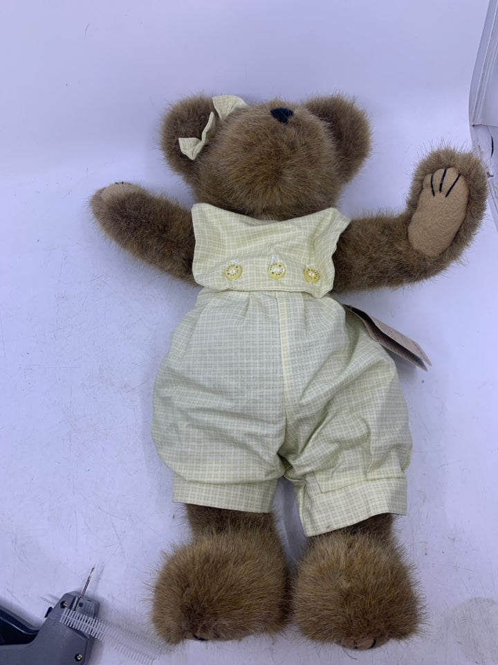 LIGHT BROWN BEAR W/ GREEN OVERALLS BOYDS BEAR.