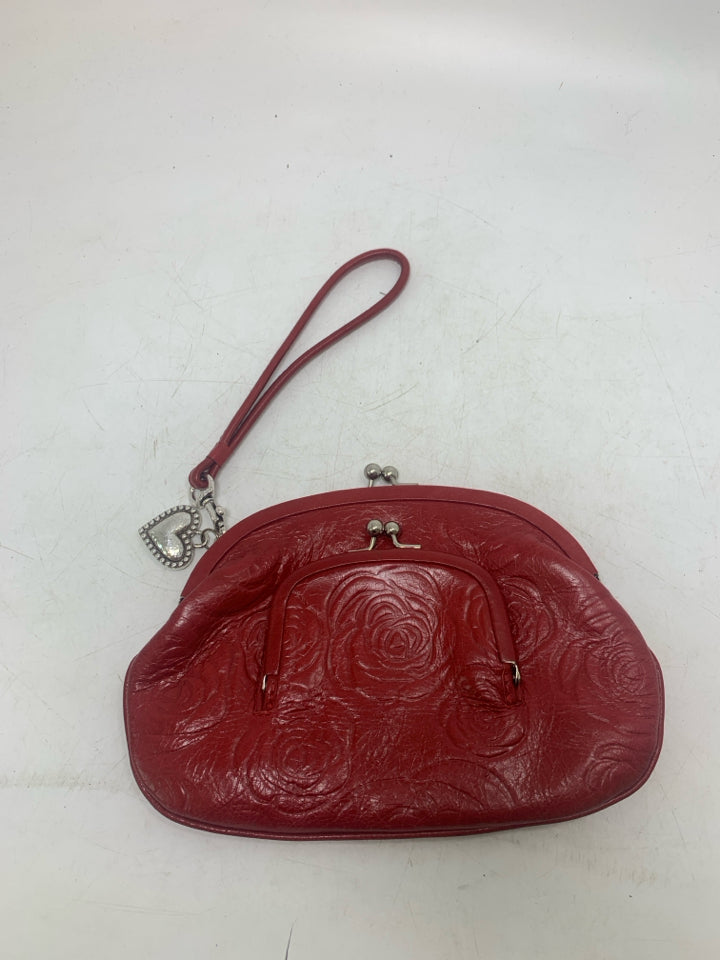 VTG Double Kiss Lock Clutch W/ Embossed Roses