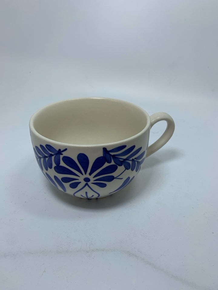 BLUE FLORAL SOUP MUG.