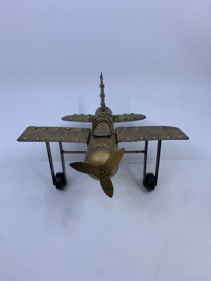 WOOD AND BRONZE AIRPLANE DESK DECOR.