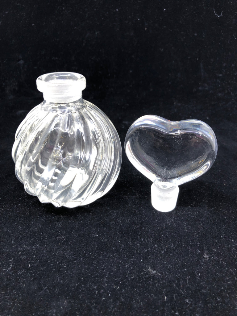 VTG TELEFLORA GLASS BOTTLE E HEART STOPPER.