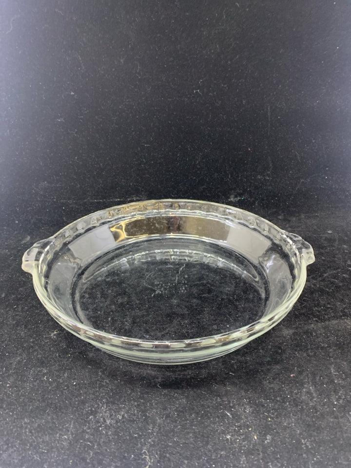 PYREX PIE PLATE.