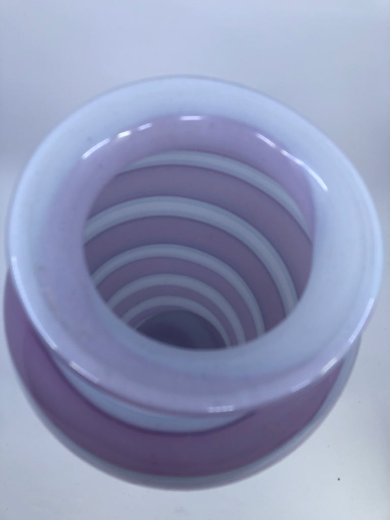 PINK BLUE SWIRL GLASS VASE.