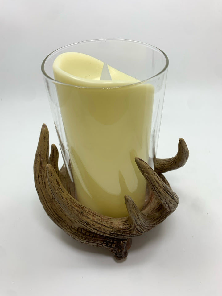 RESIN ANTLER CANDLE HOLDER W/LED CANDLE.