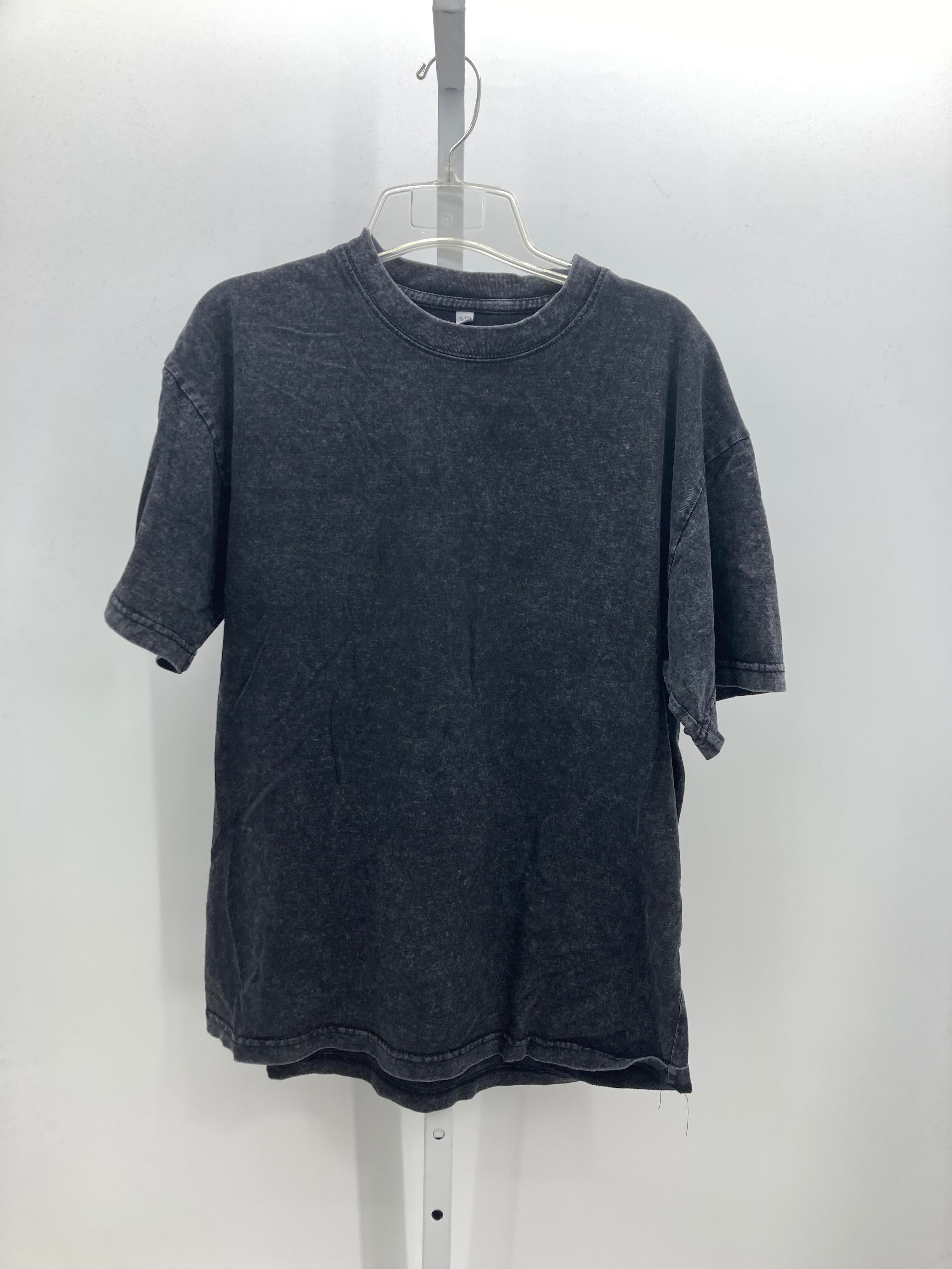KNIT TEE.