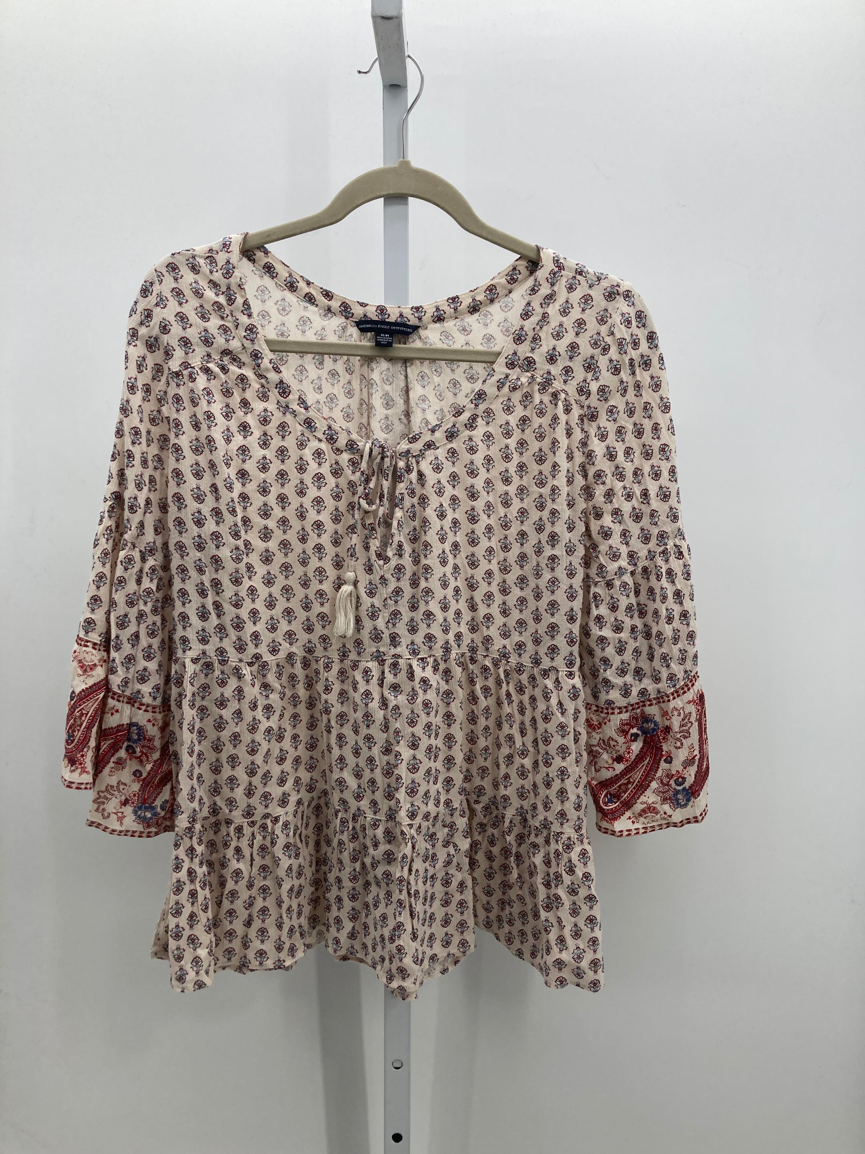 American Eagle Size Medium Juniors 3/4 Sleeve Shirt
