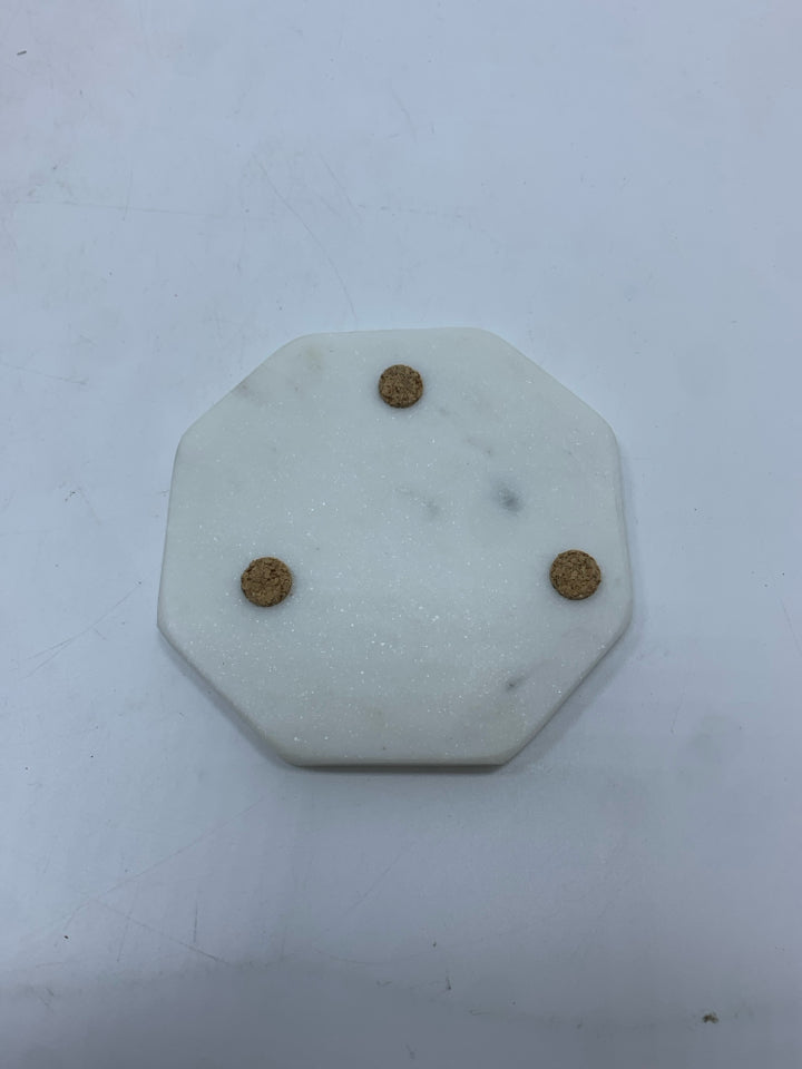 4 WHITE OCTAGON MARBLE COASTERS IN BOX.