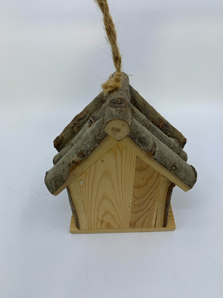 RED WOOD BARK SMALL BIRD HOUSE.