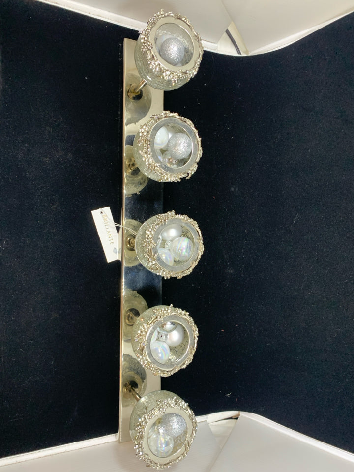 SPARKLY MANTEL CANDLE HOLDERS W/ORNAMENTS.