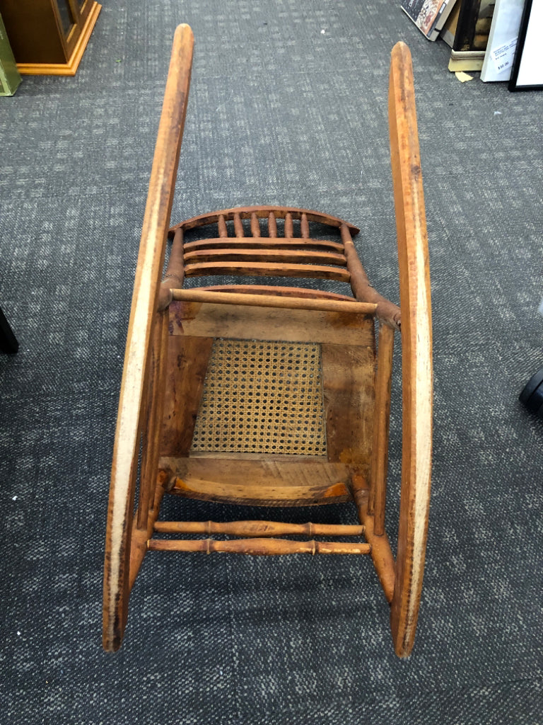 VTG ROCKING CHAIR W/WOVEN SEAT.