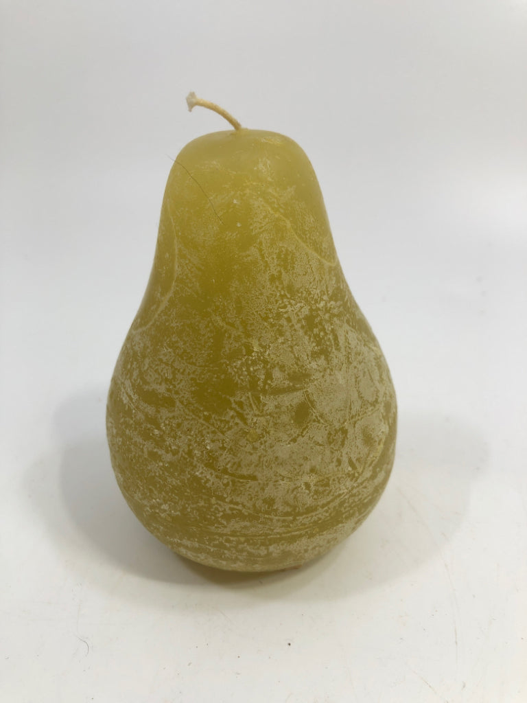 YELLOW PEAR CANDLE.