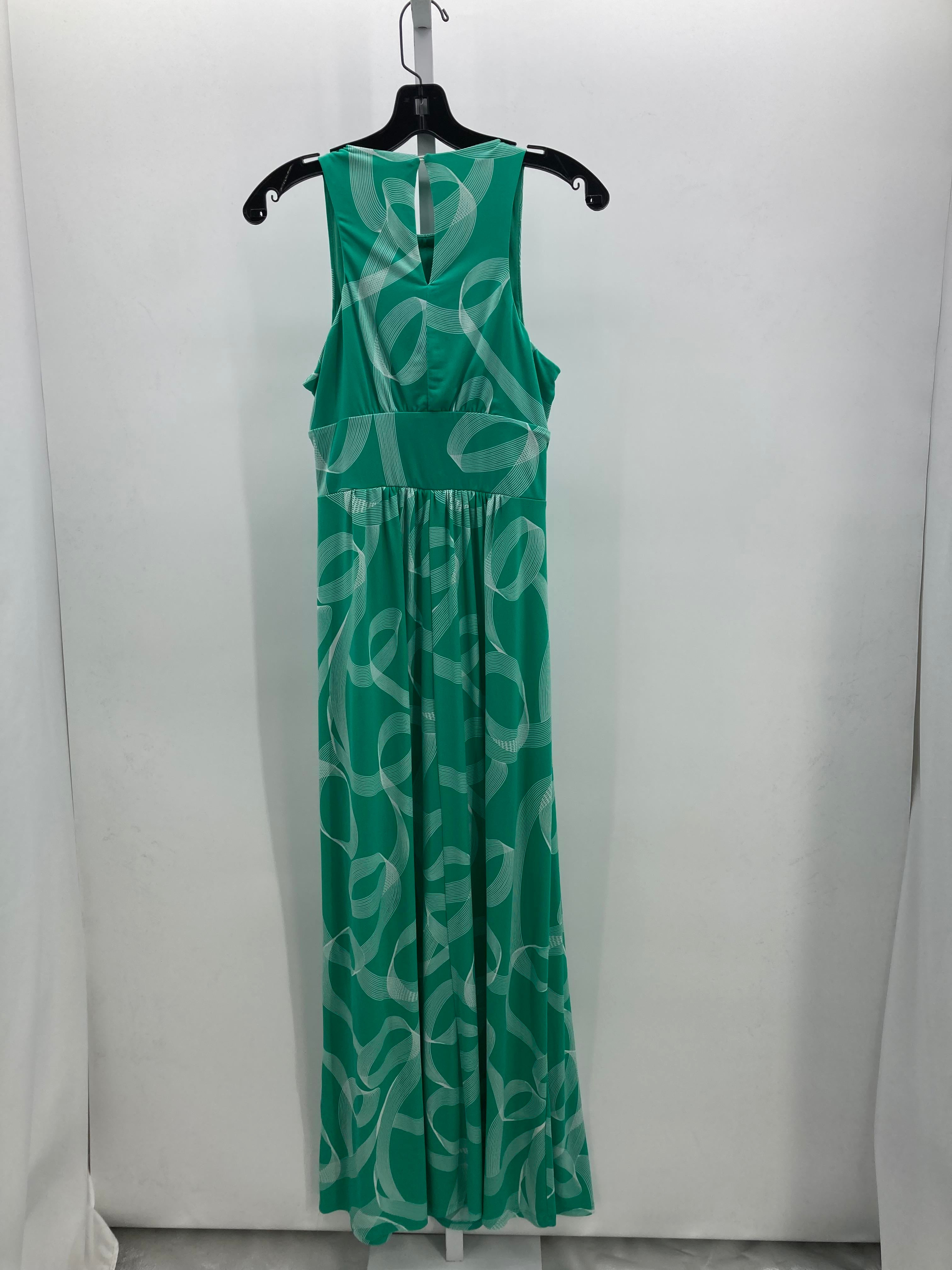 London Times Size 6 Misses Sleeveless Dress
