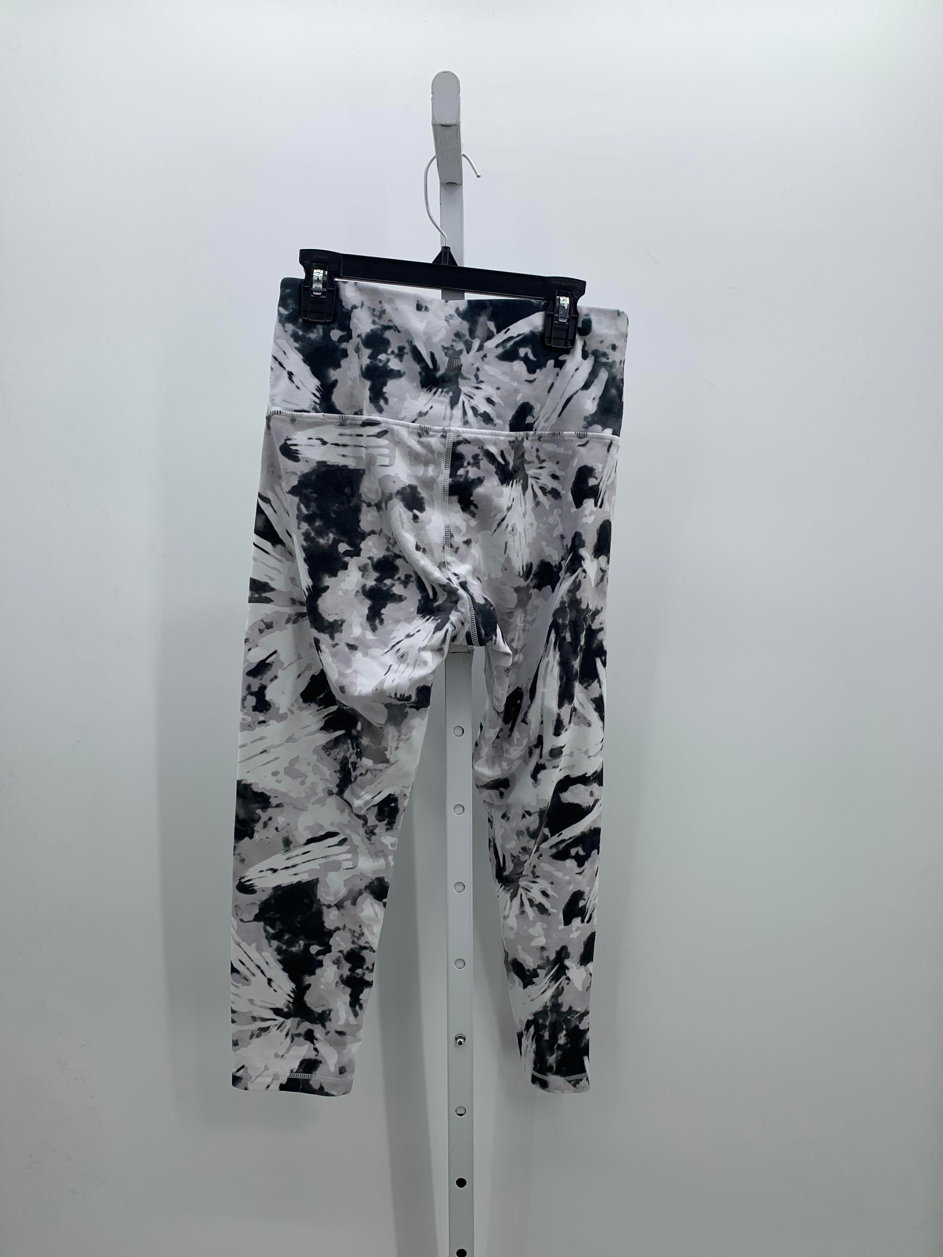 Size Medium Misses Leggings