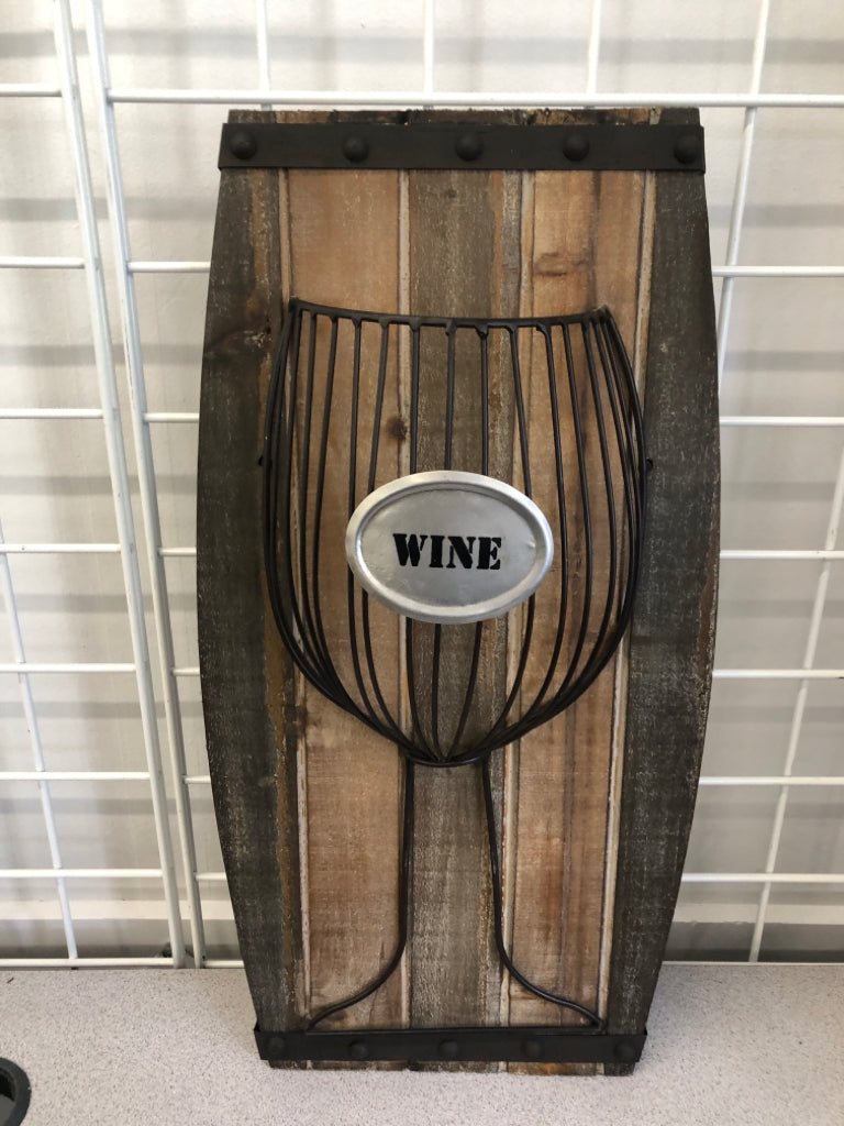 BLACK WIRE "WINE" ON DISTRESSED BOARD WALL HANGING.