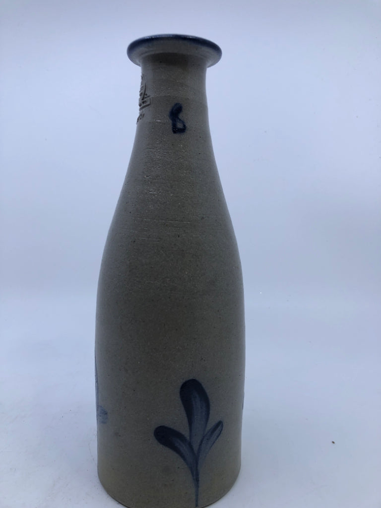 BLUE GREY SALT GLAZE ROWE POTTERY WORKS NARROW NECK VASE.