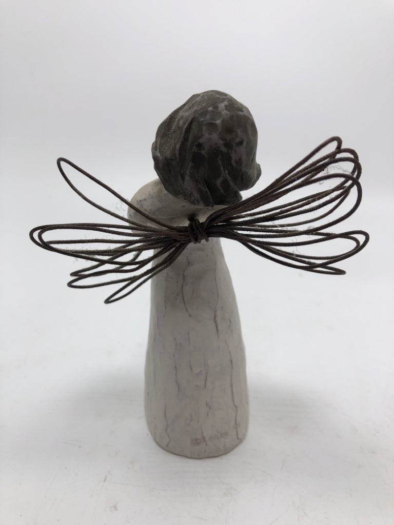 WILLOW TREE ANGEL OF LIGHT.