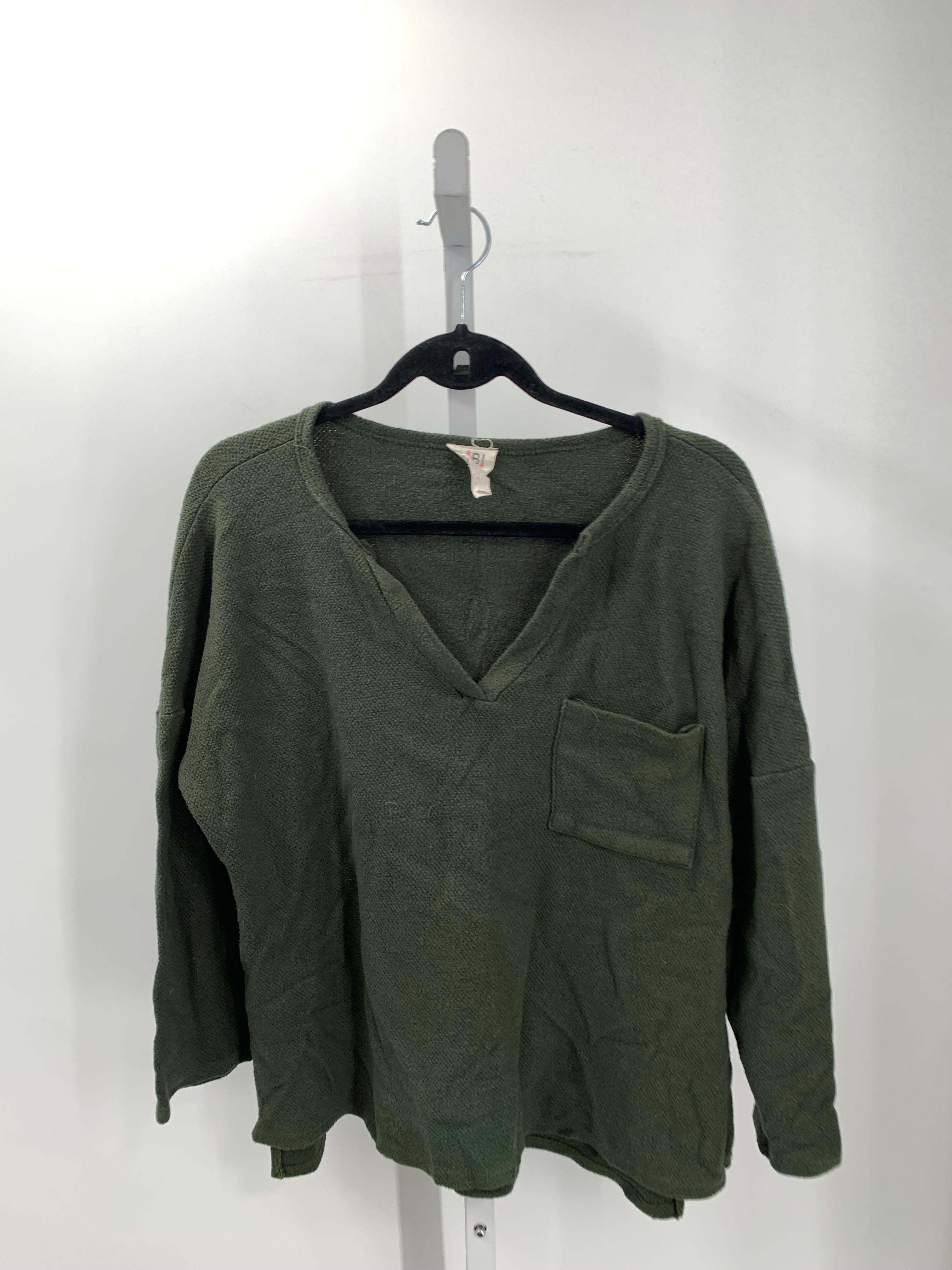 Size Large Juniors 3/4 Sleeve Shirt