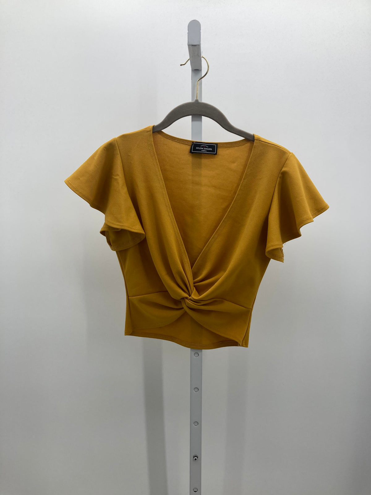 Size Small Juniors Short Sleeve Shirt