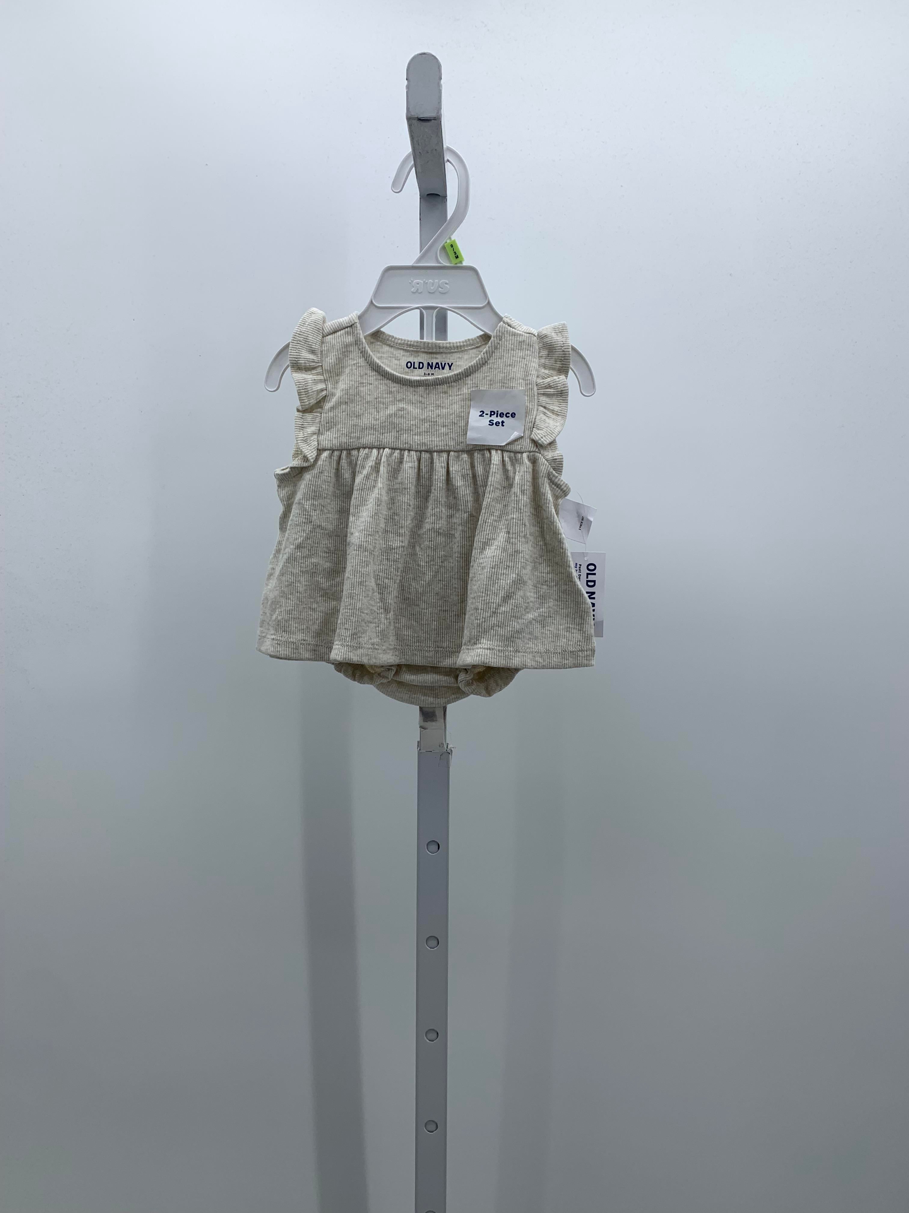 Old Navy Size 3-6 Months Girls 2 Pieces