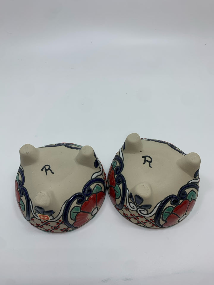 2 THREE LEGGED POTTERY SALSA BOWLS.