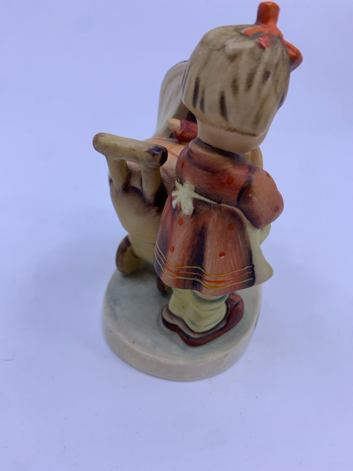 VTG HUMMEL DOLL MOTHER FIGURE.