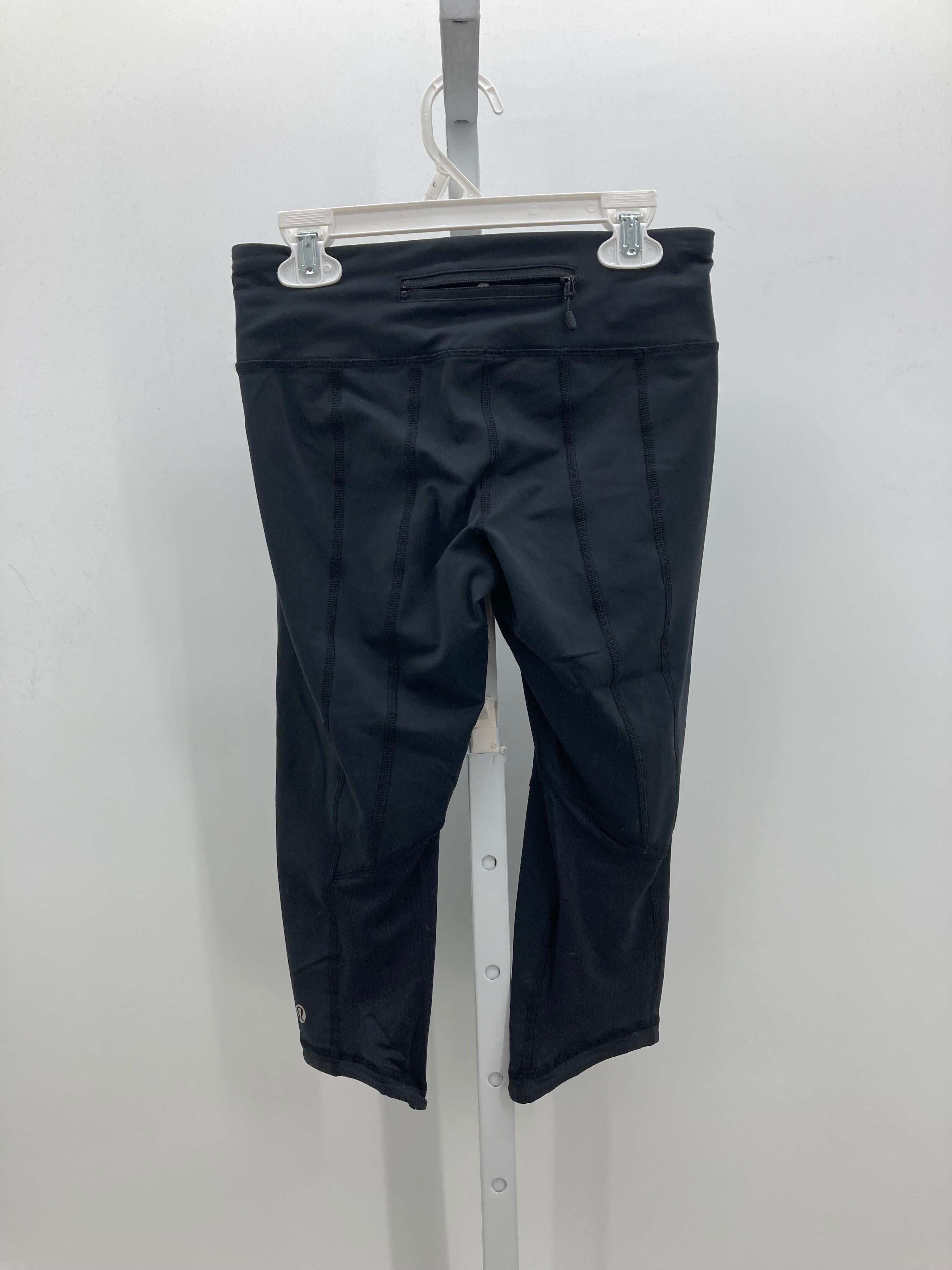 Lululemon Size 4 Misses Capri Pants