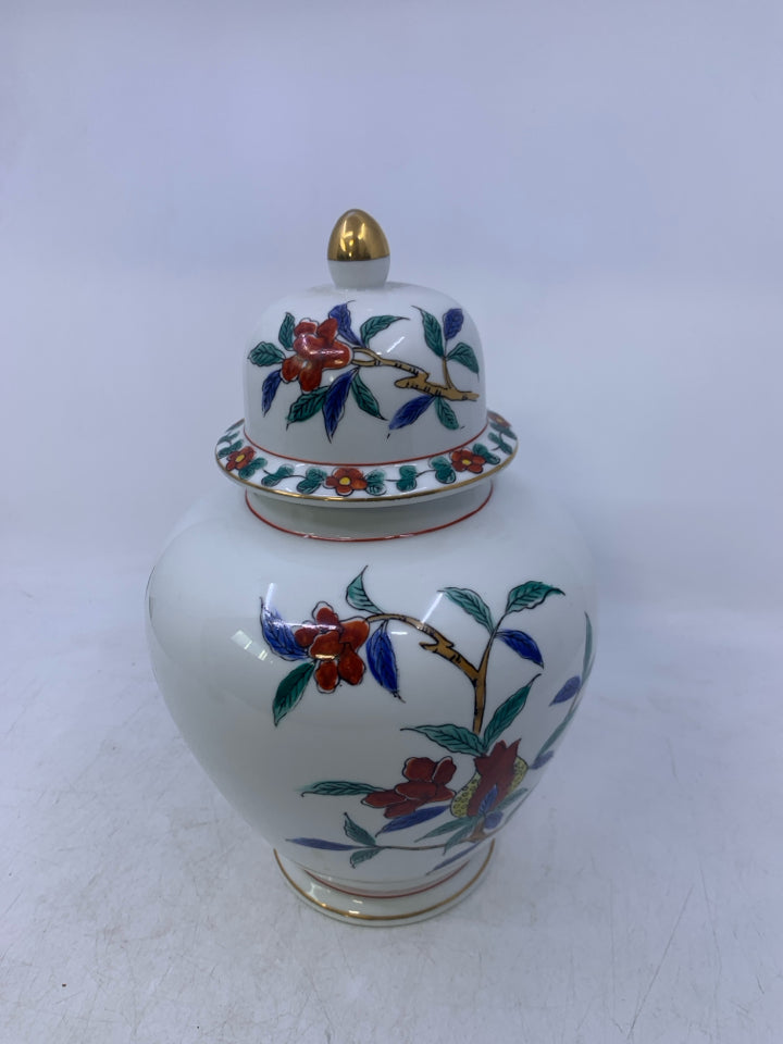 WHITE GINGER JAR W/ RED FLOWERS.