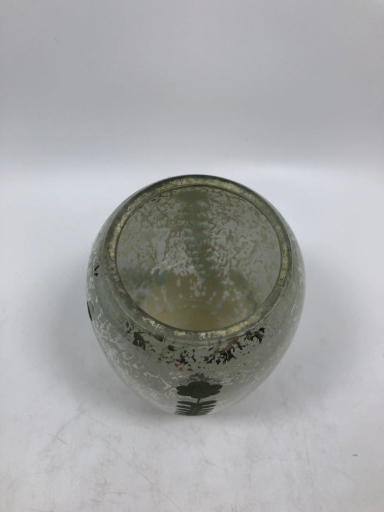 PAINTED LEAF MERCURY GLASS STYLE VASE/ CANDLE HOLDER.